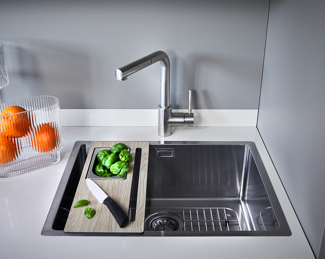 Over-the-Sink Cutting Board: The Perfect Kitchen Accessory